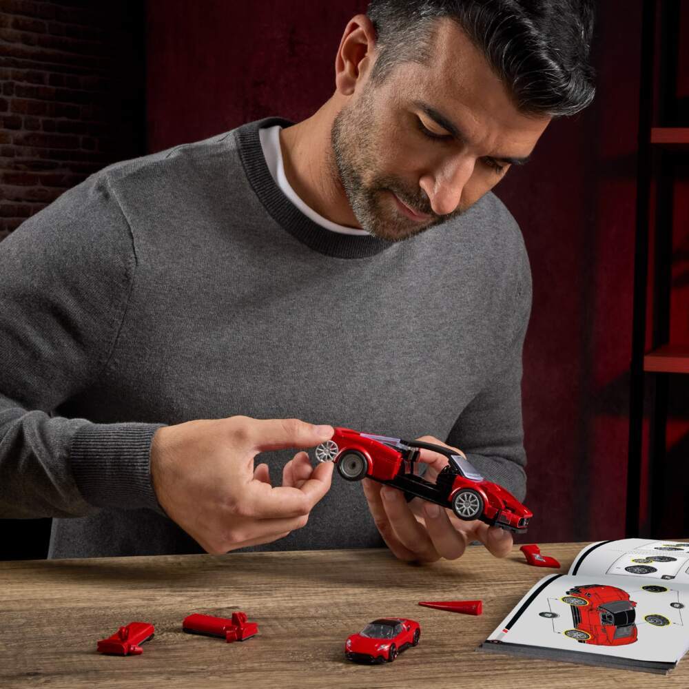 Weitere Ansicht: Mattel Brick Shop HW SPEED SERIES MASERATI