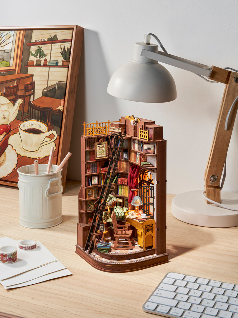Weitere Ansicht: Silent Corner Study