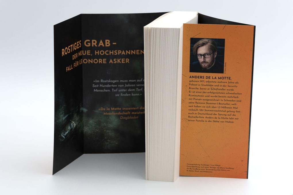 Weitere Ansicht: Rostiges Grab | Anders de la Motte