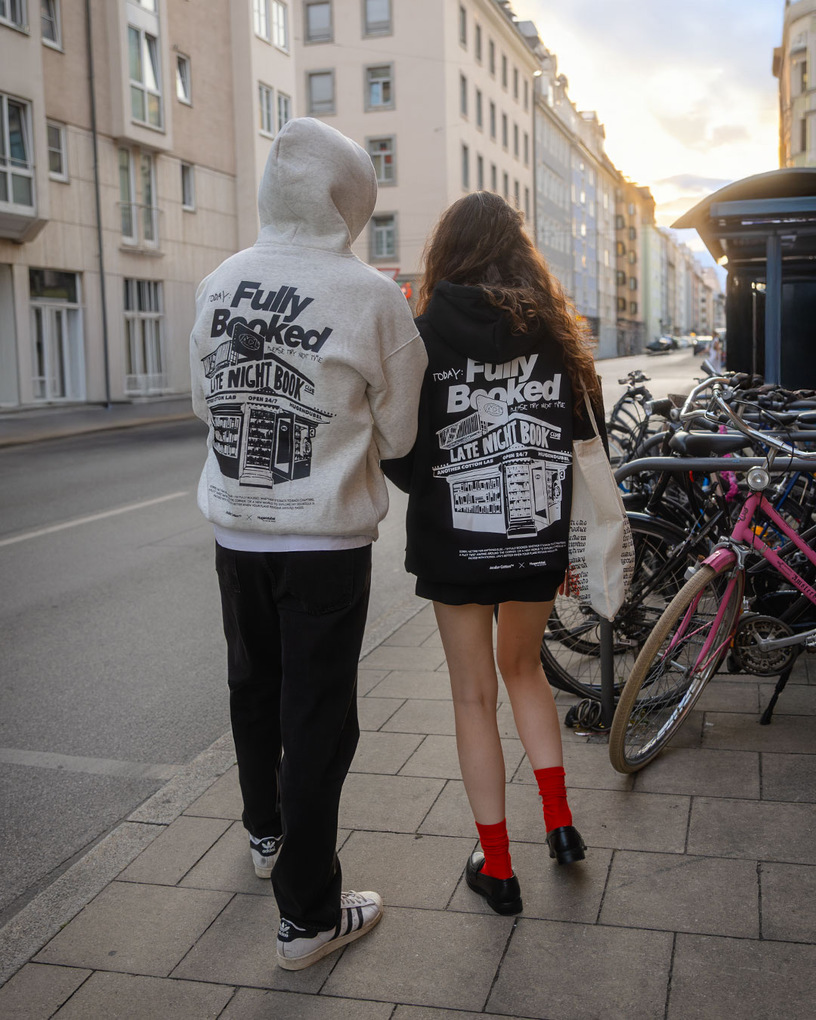 Weitere Ansicht: Fully Booked, Hoodie Schwarz, Größe S