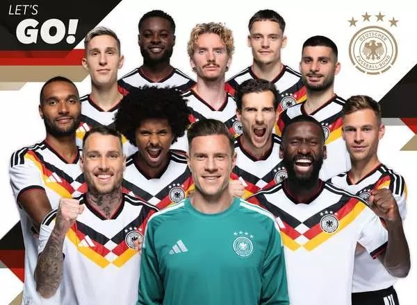 Weitere Ansicht: Kinderpuzzle 300 XXL Teile - DFB Nationalmannschaft Fußball-WM 2026