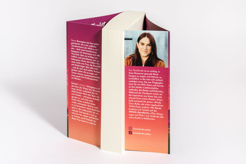 Weitere Ansicht: In Her Own League | Liz Tomforde