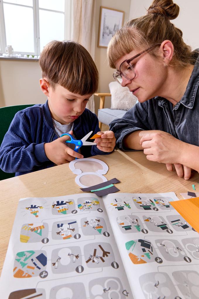 Weitere Ansicht: Bastelset - Fensterbild Schneemänner