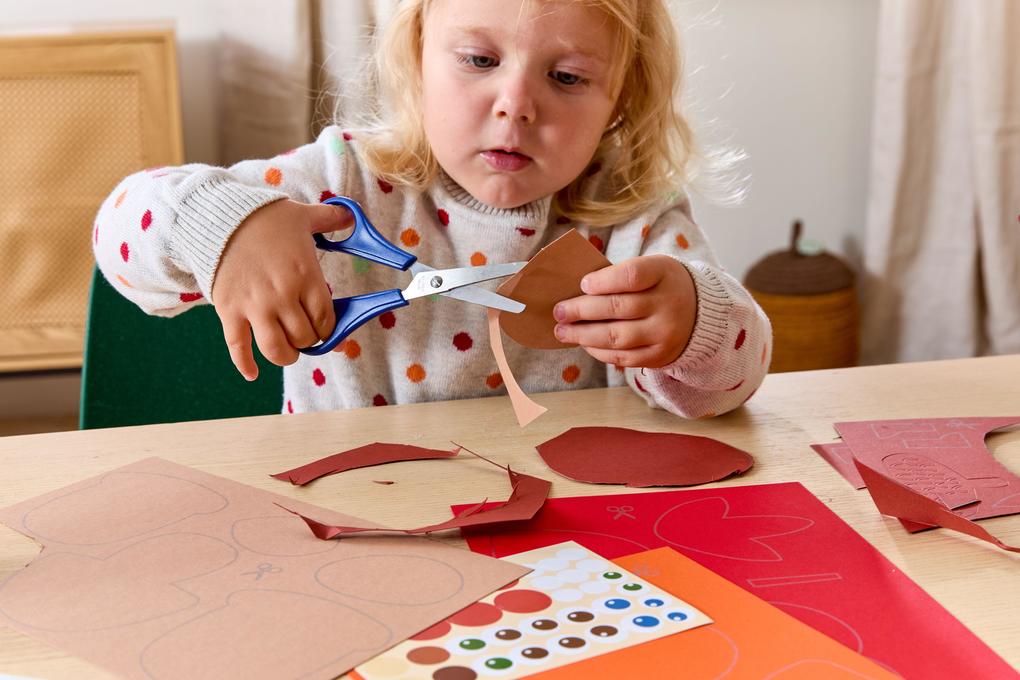 Weitere Ansicht: Bastelset - Erstes Schneiden Kastanienkumpel