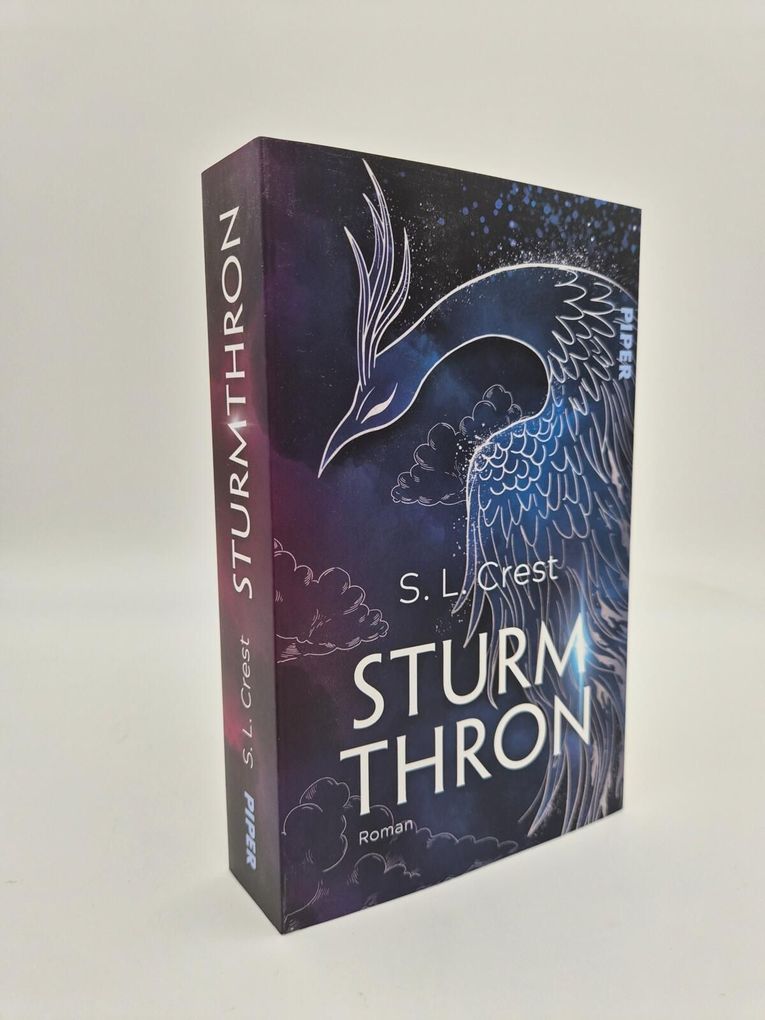 Weitere Ansicht: Sturmthron | S. L. Crest