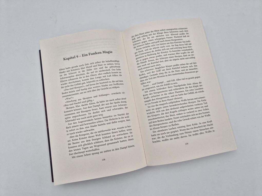 Weitere Ansicht: Phönixkrone | S. L. Crest