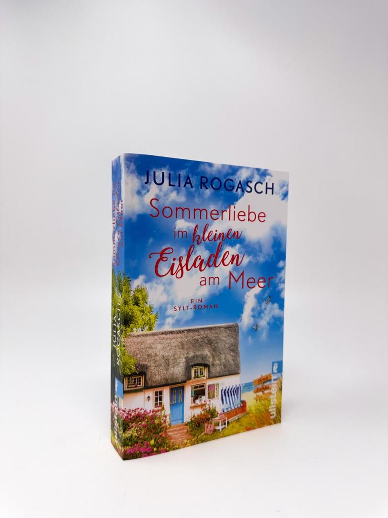 Weitere Ansicht: Sommerliebe im kleinen Eisladen am Meer | Julia Rogasch