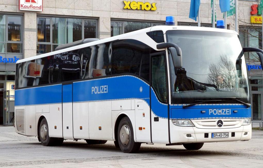 Weitere Ansicht: Polizeifahrzeuge Mercedes-Benz | Alexander Weber