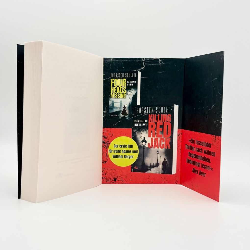 Weitere Ansicht: Four Heads Missing | Thorsten Schleif