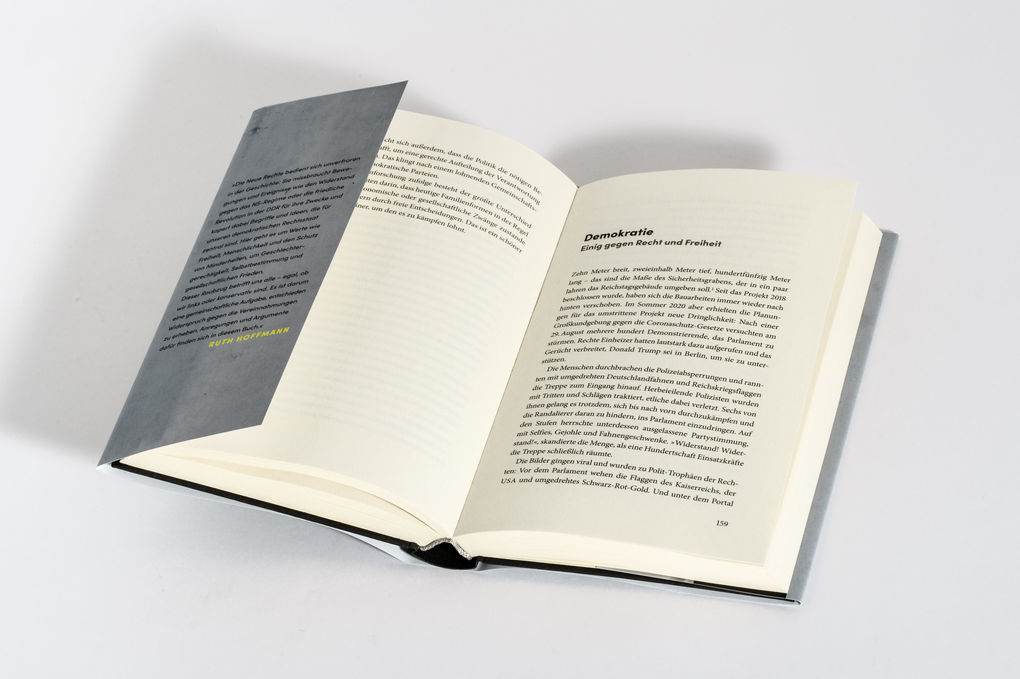 Weitere Ansicht: Raubzug von rechts | Ruth Hoffmann