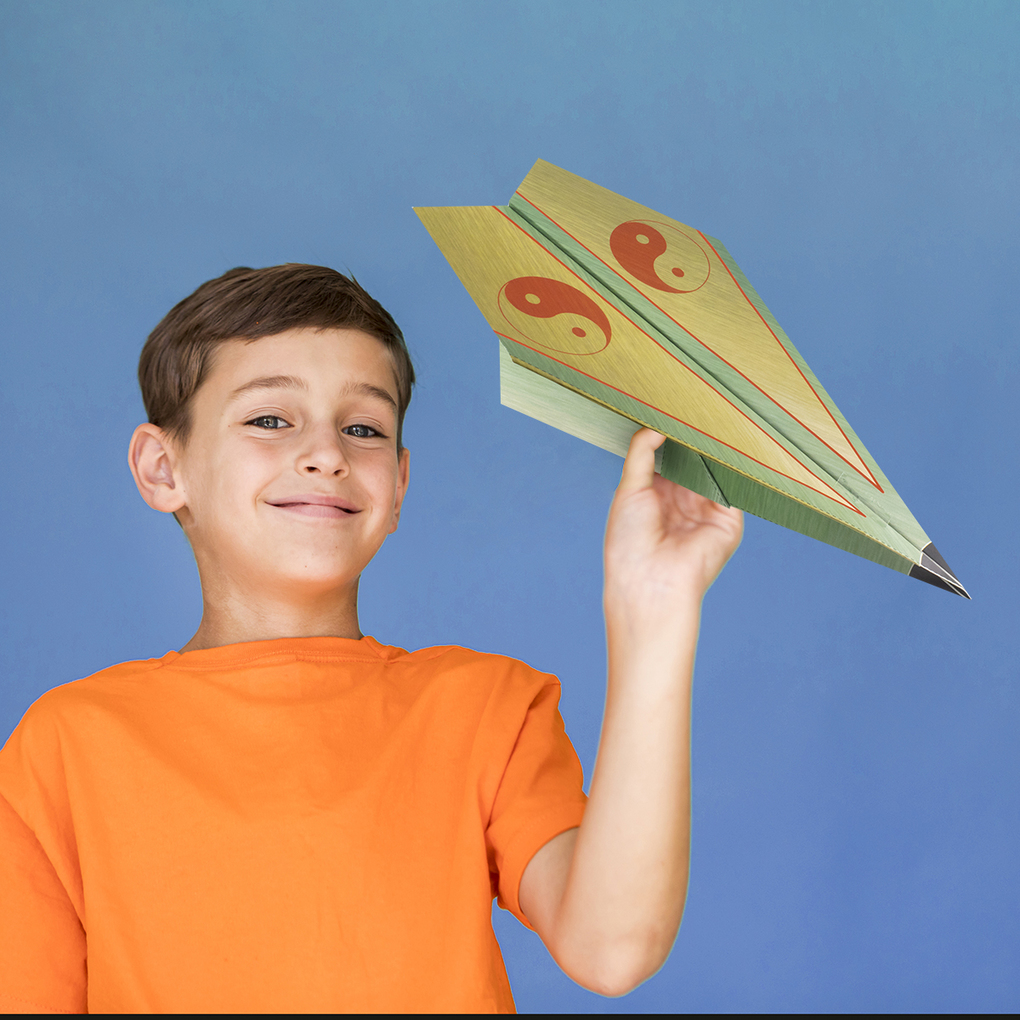 Weitere Ansicht: Riesen-Papierflieger | Elizabeth Golding