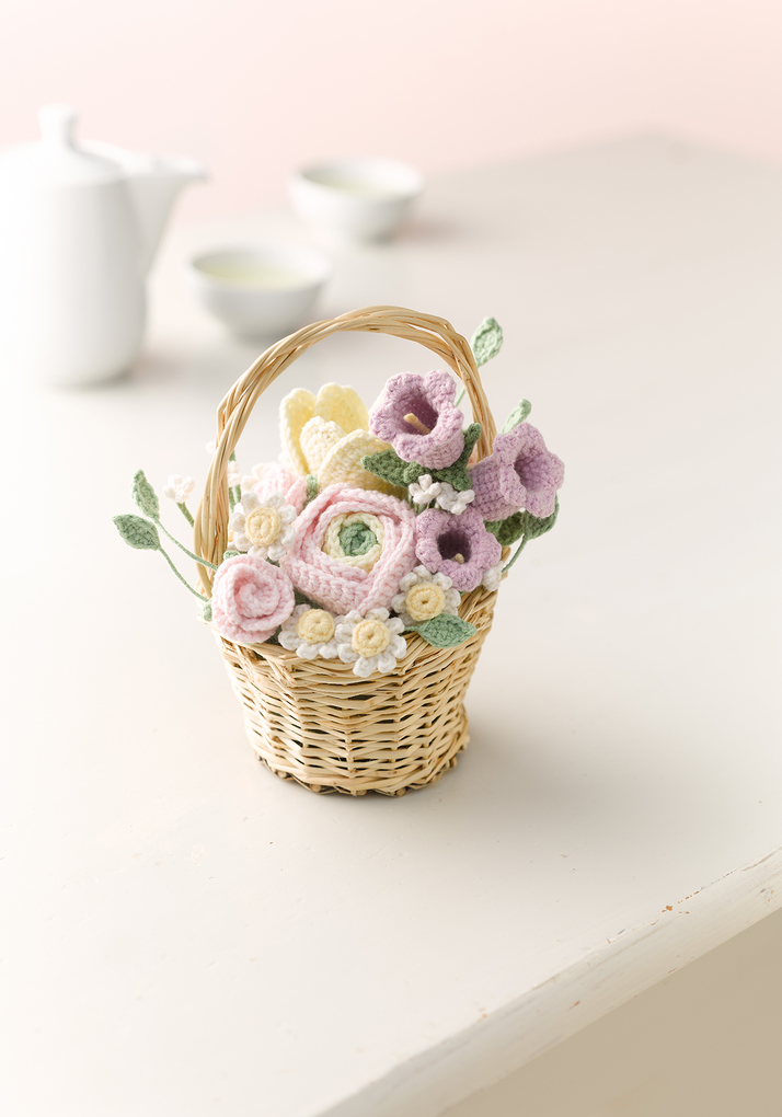 Weitere Ansicht: Romantische Blumen häkeln | Sophie Yüksel