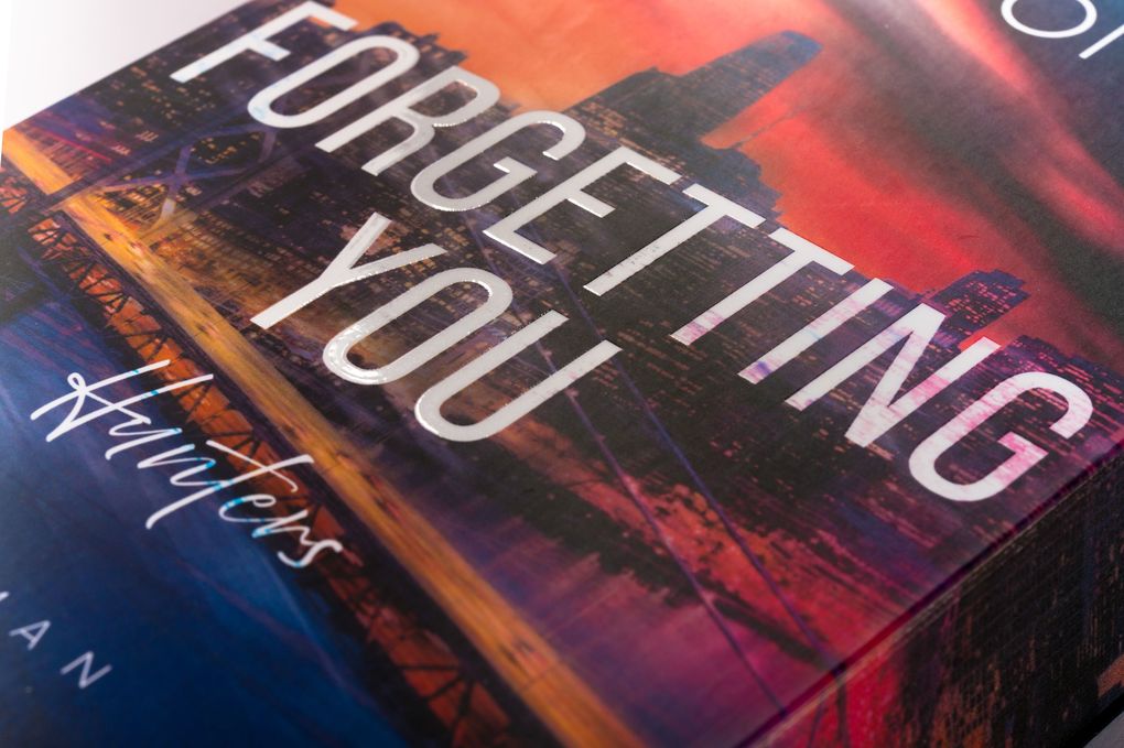 Weitere Ansicht: Hunters - Forgetting You | Bianca Iosivoni