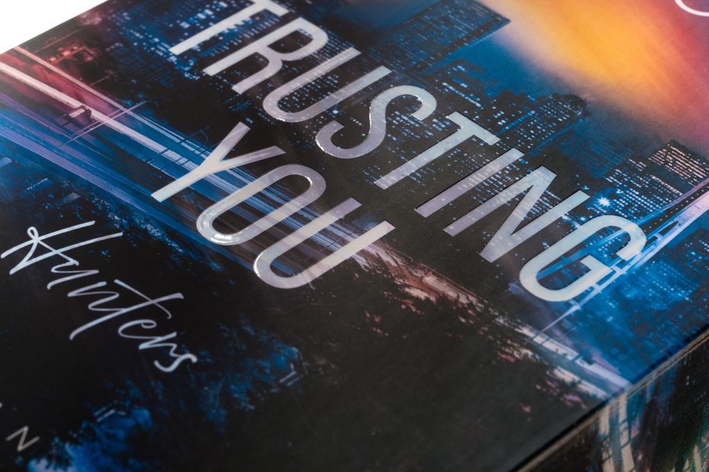 Weitere Ansicht: Hunters - Trusting You | Bianca Iosivoni