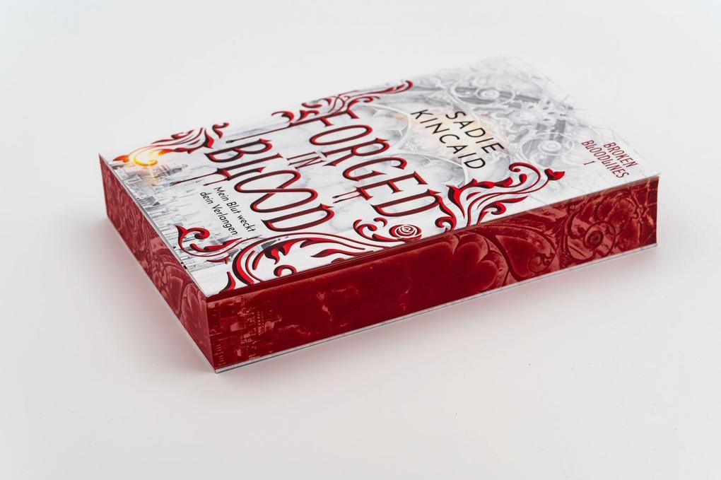 Weitere Ansicht: Forged in Blood | Sadie Kincaid