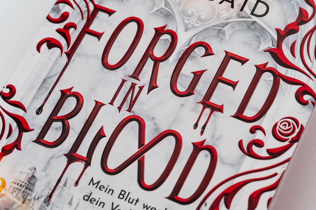 Weitere Ansicht: Forged in Blood | Sadie Kincaid