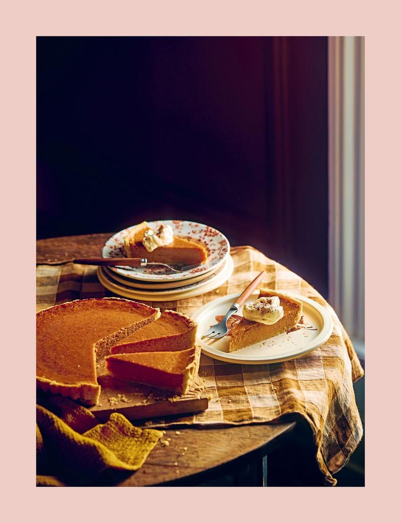 Weitere Ansicht: The Official Pumpkin Spice Café Cookbook | Laurie Gilmore, Heather Thomas