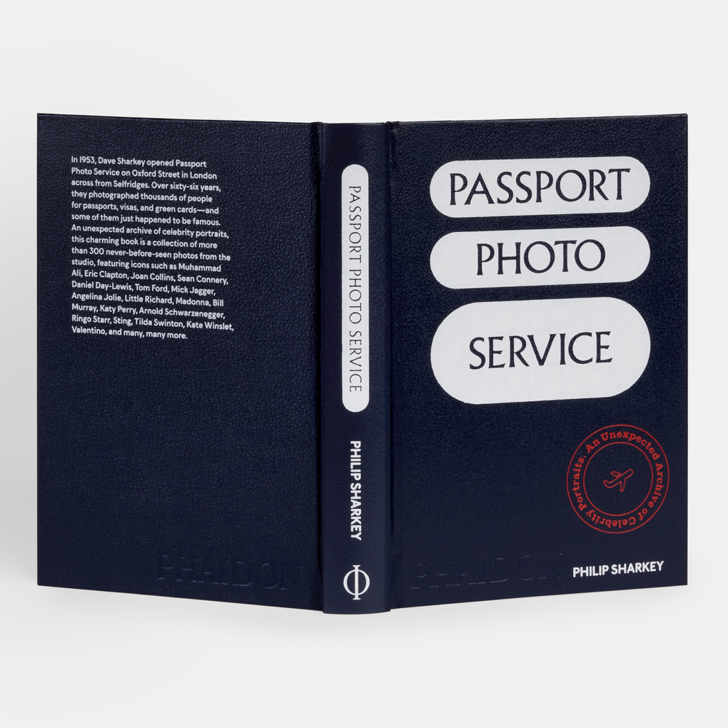 Weitere Ansicht: Passport Photo Service | Philip Sharkey