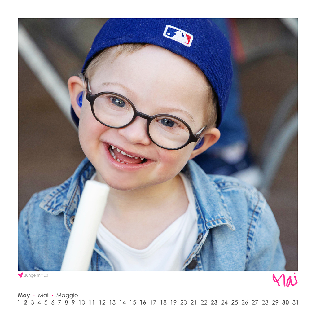 Weitere Ansicht: Tischkalender A little extra 2027