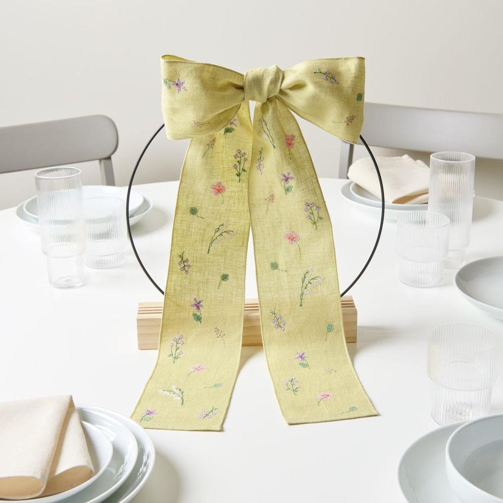 Weitere Ansicht: Stickpackung, Gezählter Kreuzstich Schleife Wiesenblümchen, Salbei, 30 x 54 cm, 100% Leinen