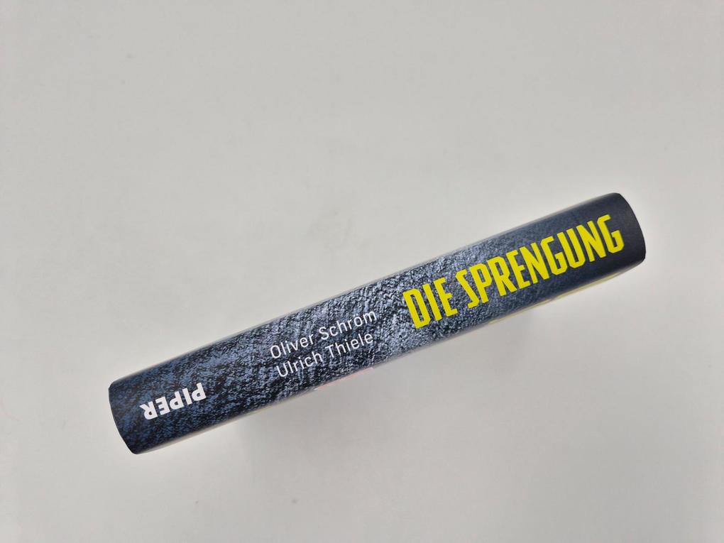 Weitere Ansicht: Die Sprengung | Oliver Schröm, Ulrich Thiele