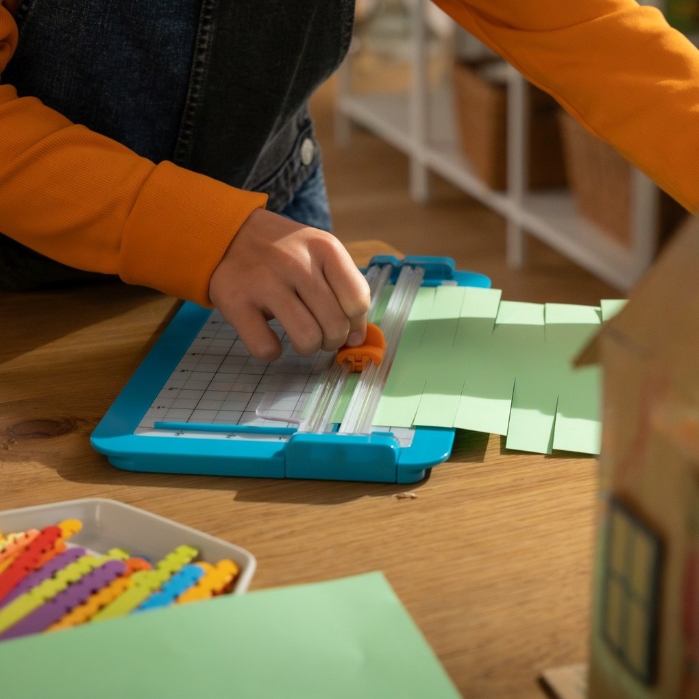 Weitere Ansicht: Fiskars Bastelutensilien für Kinder Papiertrimmer