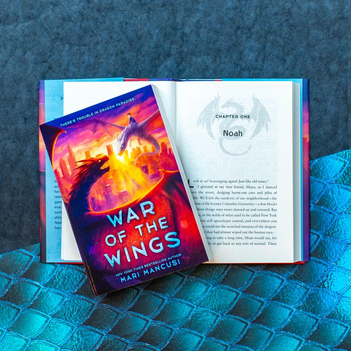 Weitere Ansicht: War of the Wings | Mari Mancusi