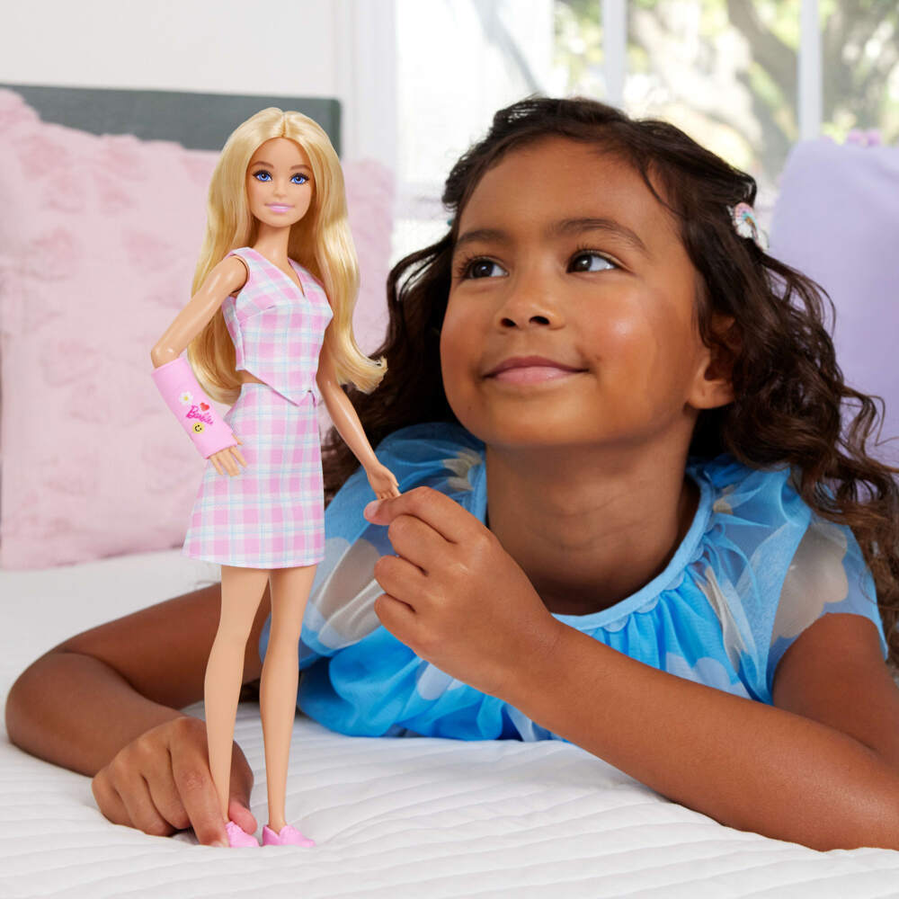 Weitere Ansicht: Barbie Fashionista mit Armgips