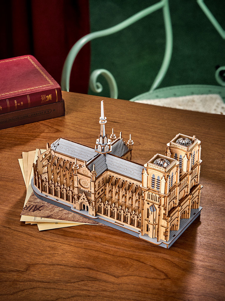 Weitere Ansicht: Paris Cathedral