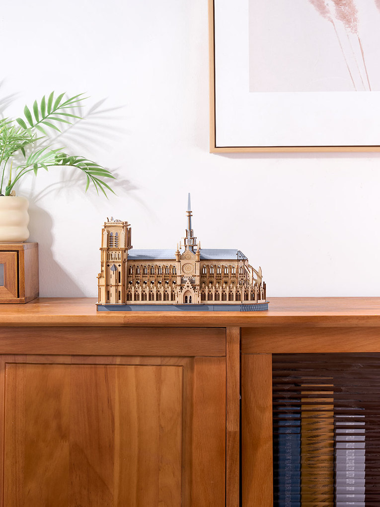 Weitere Ansicht: Paris Cathedral