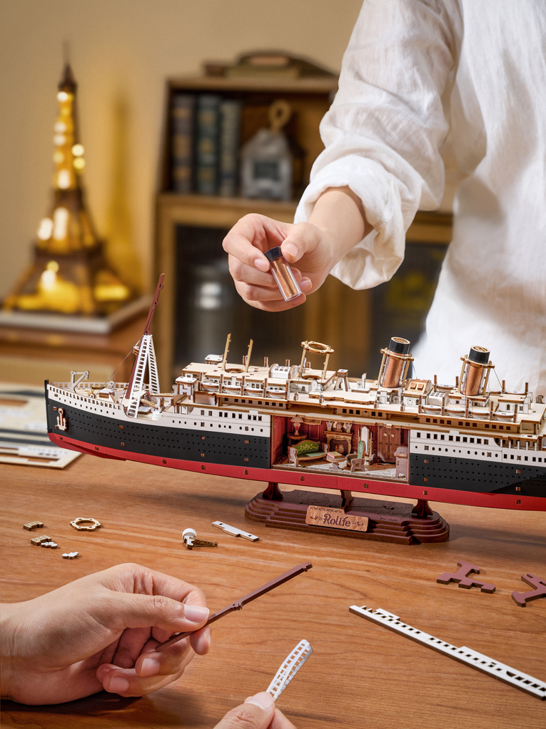 Weitere Ansicht: 1912 Eternal Atlantic Voyager