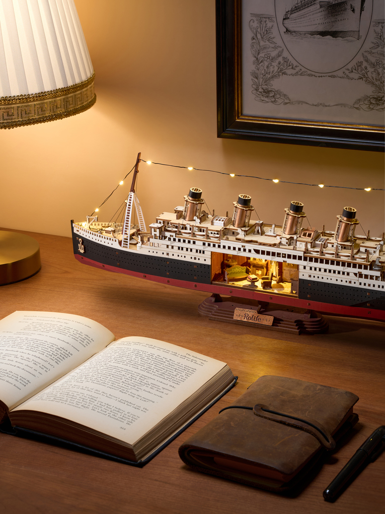 Weitere Ansicht: 1912 Eternal Atlantic Voyager
