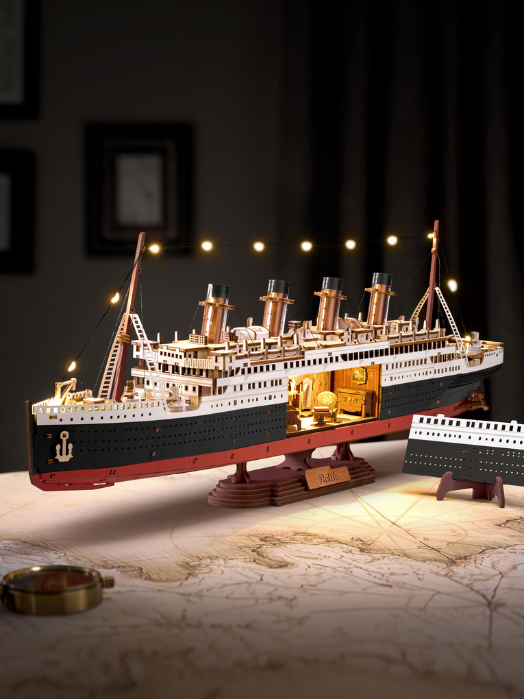 Weitere Ansicht: 1912 Eternal Atlantic Voyager