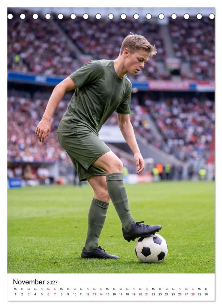 Weitere Ansicht: Am Ball - Dynamik des modernen Fußballs (Tischkalender 2027 DIN A5 hoch), CALVENDO Monatskalender | Calvendo, Lucas Winter