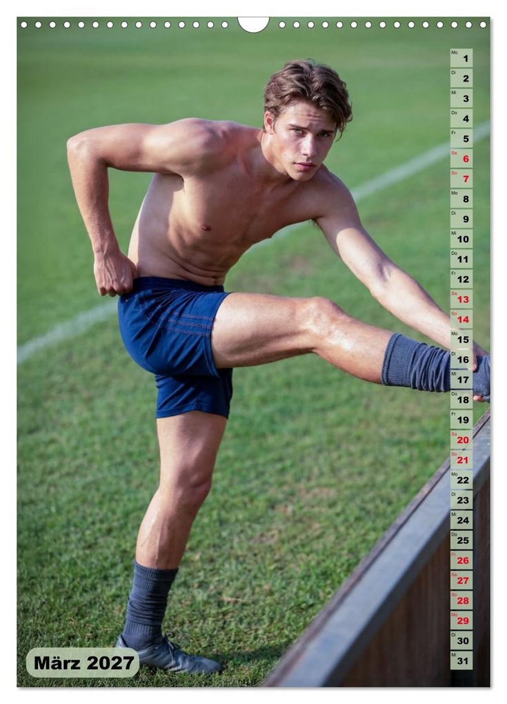 Weitere Ansicht: Nachspielzeit - Athletische Fußballer - sinnlich und intensiv (Wandkalender 2027 DIN A3 hoch), CALVENDO Monatskalender | SF-Design SF-Design, Calvendo, SF-Design