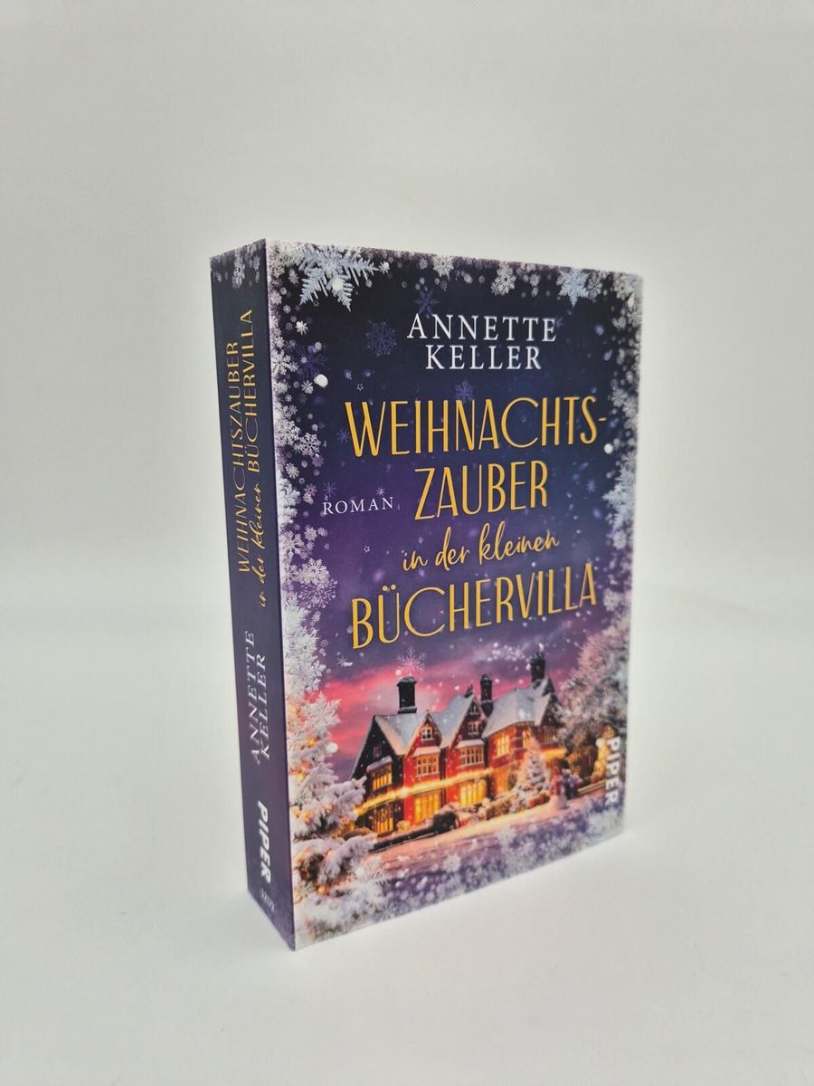 Weitere Ansicht: Weihnachtszauber in der kleinen Büchervilla | Annette Keller