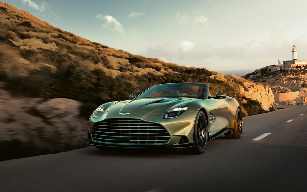 Weitere Ansicht: Aston Martin Milestones | Roland Löwisch