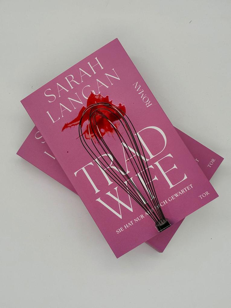 Weitere Ansicht: Trad Wife | Sarah Langan