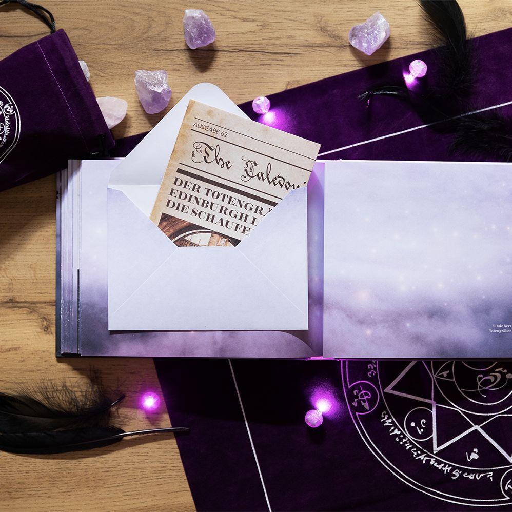 Weitere Ansicht: University of the Enchanted | Lea Kaib