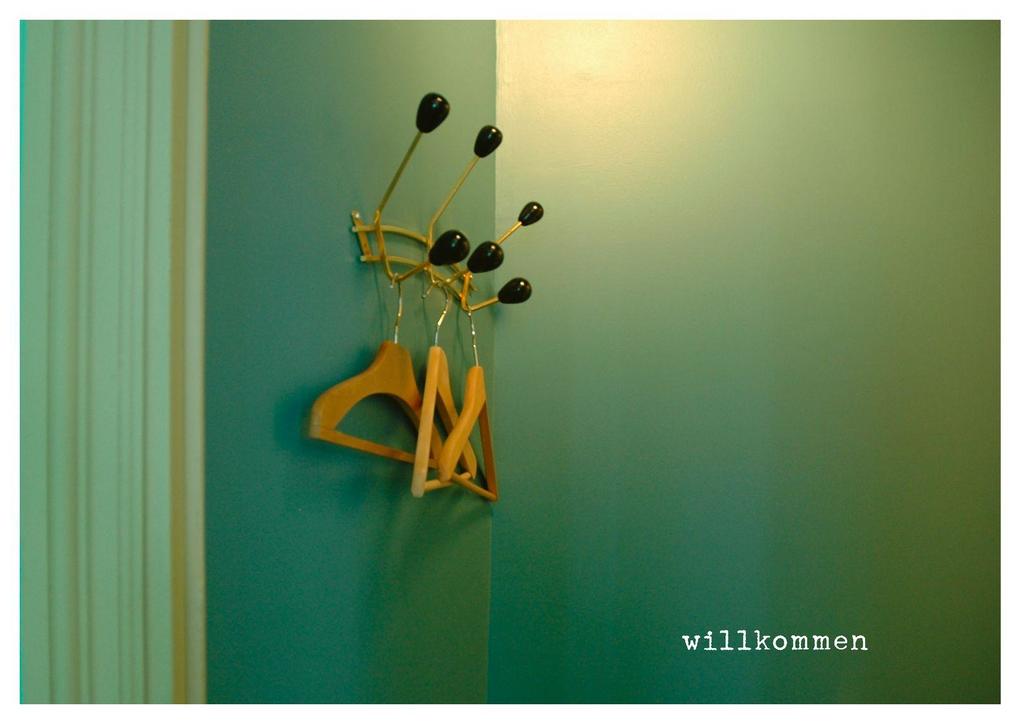 Weitere Ansicht: Mitbringsel - Postkartenbuch | Stephanie Brall