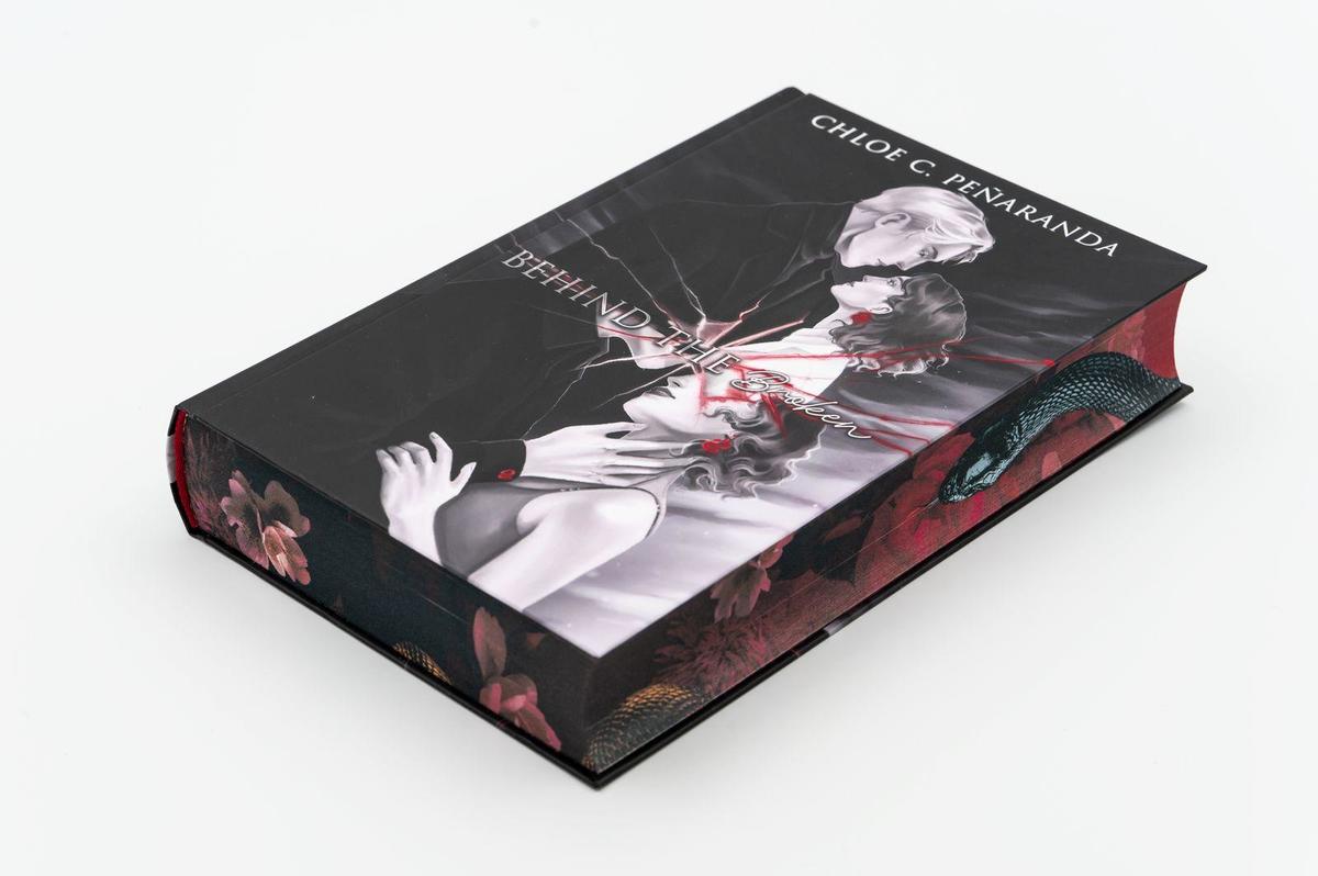 Weitere Ansicht: Behind the Broken. Der Vogel im Käfig | Chloe C. Peñaranda