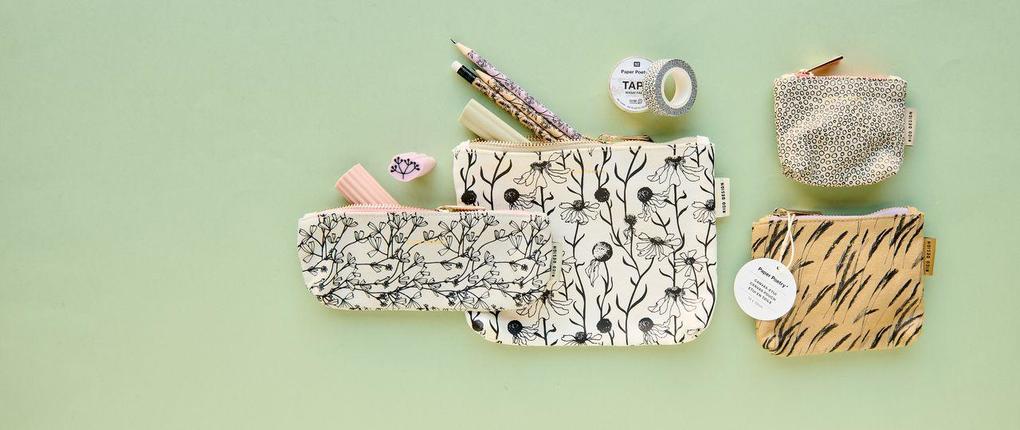 Weitere Ansicht: Canvas Etui L, In the Meadow