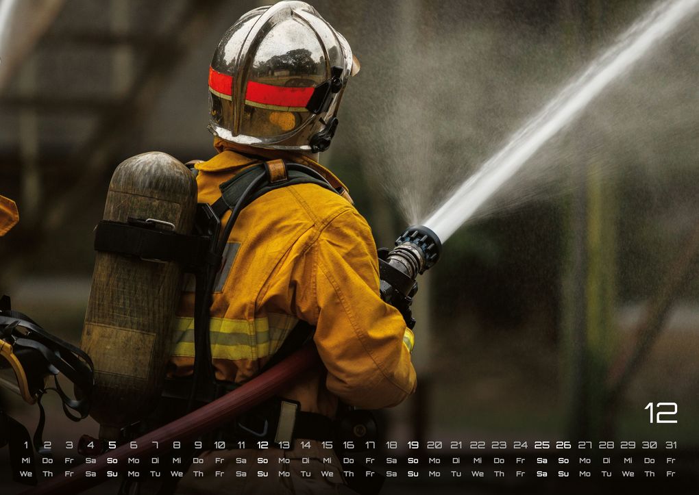 Weitere Ansicht: FIREFIGHTER - Retter in der Not - Feuerwehr - 2027 - Kalender DIN A2