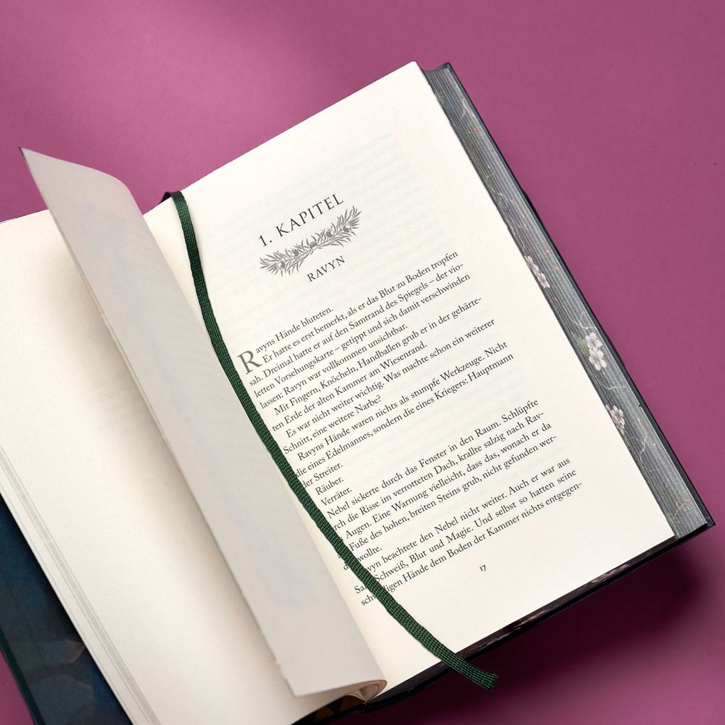 Weitere Ansicht: Two Twisted Crowns: Special Edition | Rachel Gillig