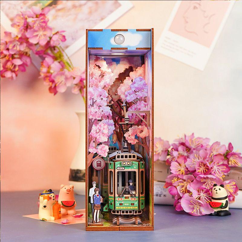 Weitere Ansicht: Booknook Sakura's Travel