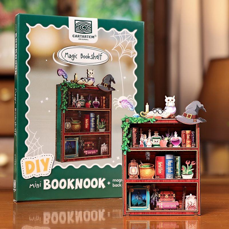 Weitere Ansicht: Mini-Booknook Magic Bookshelf