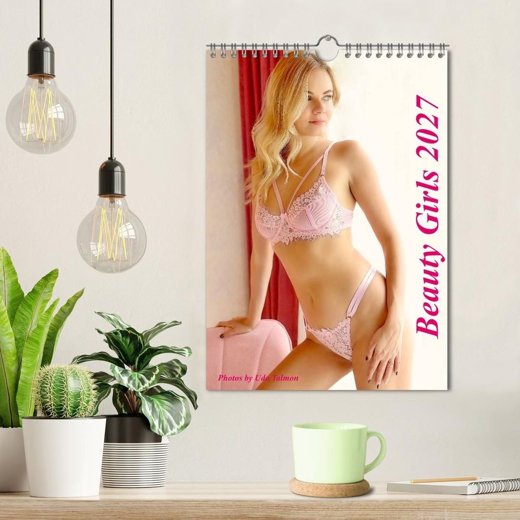 Weitere Ansicht: Beauty Girls (Wandkalender 2027 DIN A4 hoch), CALVENDO Monatskalender | Udo Talmon, Calvendo