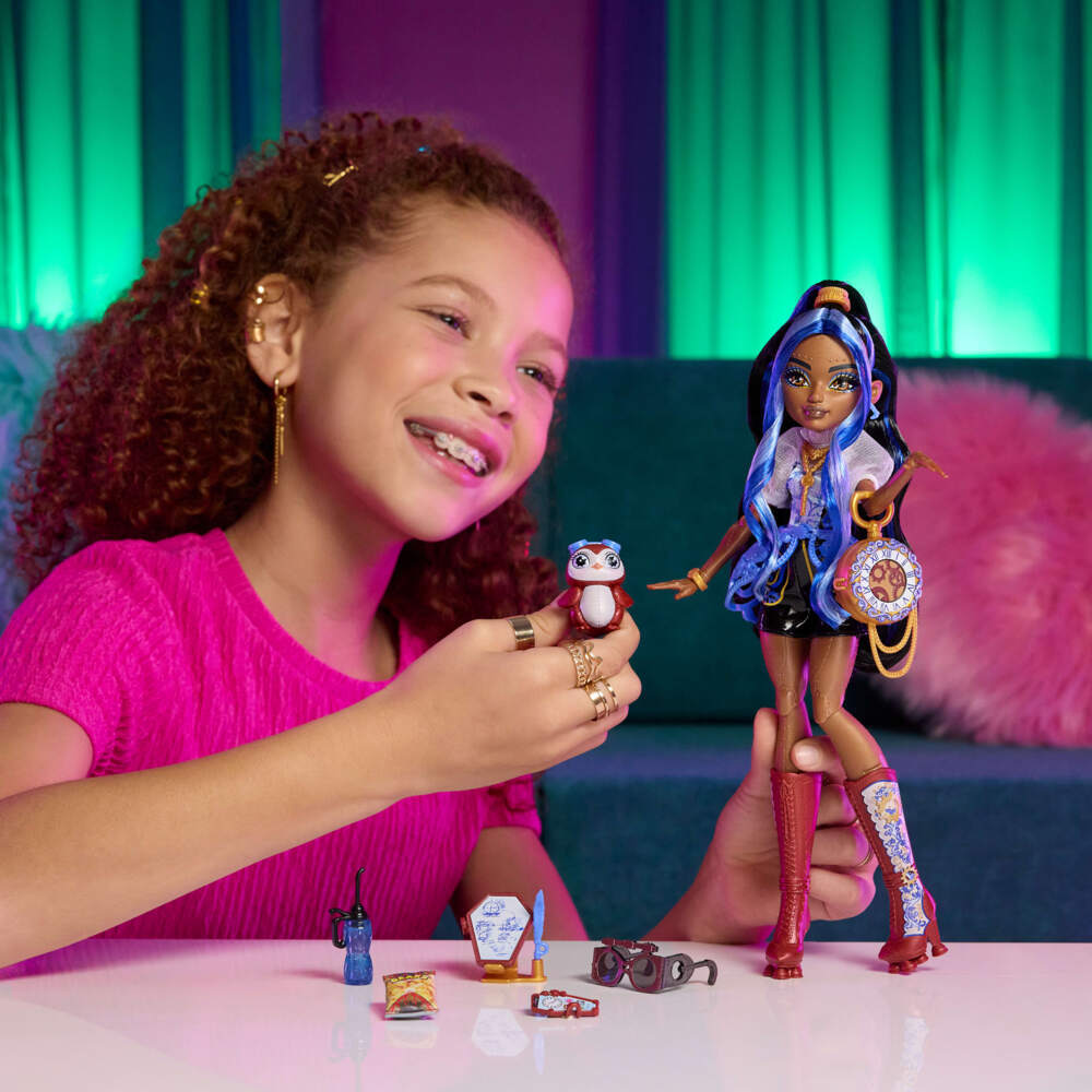 Weitere Ansicht: Monster High Robecca Doll.JMB81