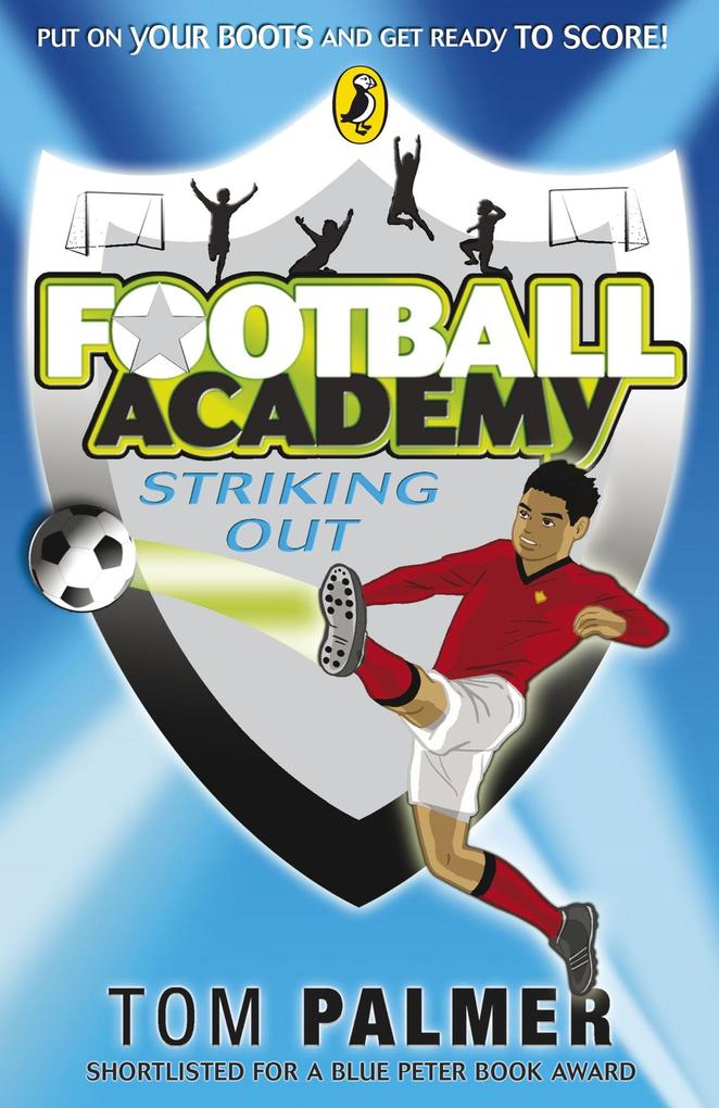 Produktbild: Football Academy: Striking Out | Tom Palmer