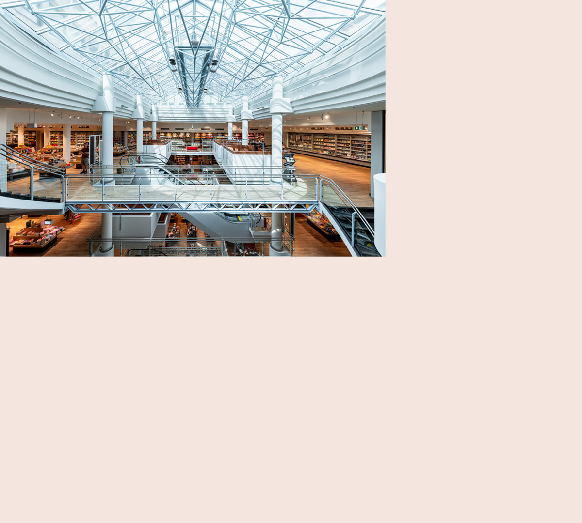 Unsere wiedereröffnete Hugendubel Buchhandlung Steinweg in Frankfurt am Main